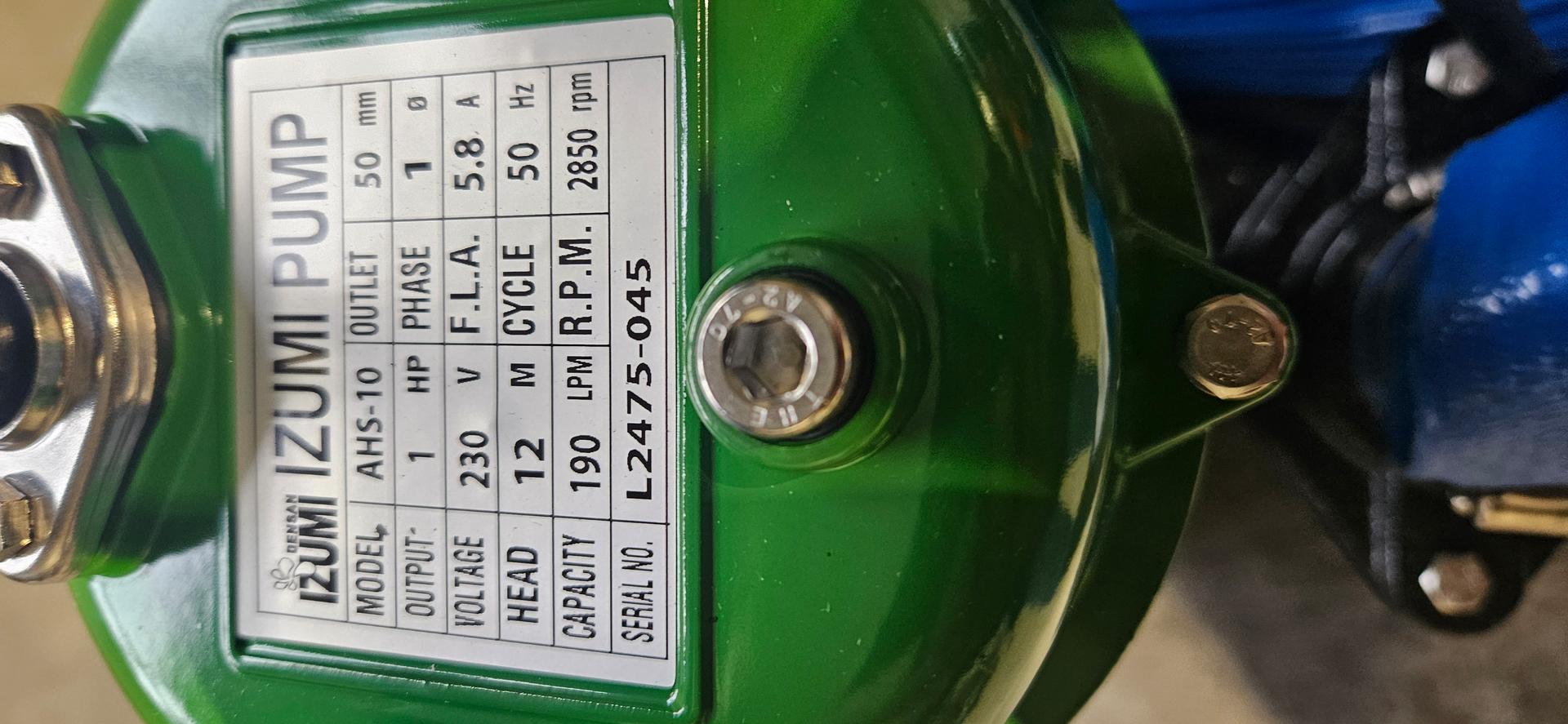 Izumi AHS-10 typeskilt